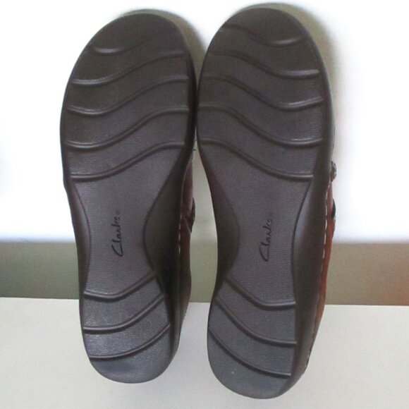 Clarks Collection Womens Tan Leather Loafer - Size 9N - Picture 9 of 9